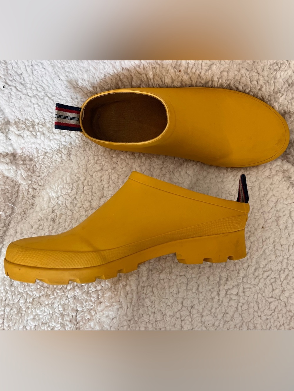 SeaVees Bodega Clog Yellow Calendula Rubber 7 Men’s Waterproof Garden Utility